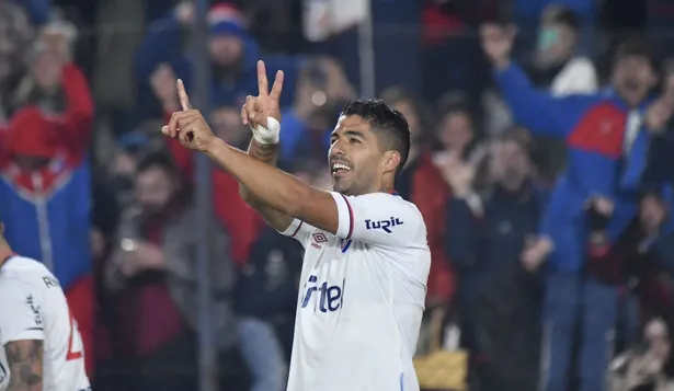 Luis Suárez será titular ante Montevideo City Torque