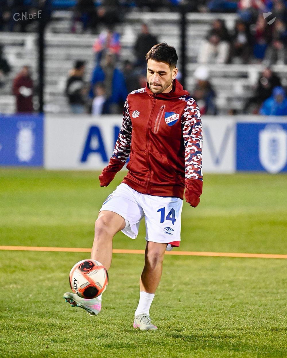Nicolás Lodeiro volvió a jugar con Nacional en el amistoso contra Paysandú FC