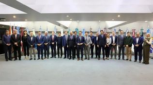 Los gobernadores no oficialistas empiezan a mover fichas Los gobernadores no oficialistas empiezan a mover fichas