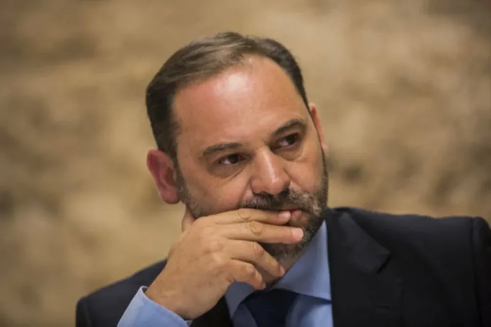 El juez del caso Koldo sitúa a Ábalos como intermediario.