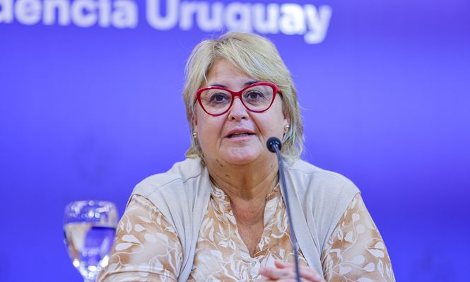 La ministra de Defensa Nacional, Sandra Lazo