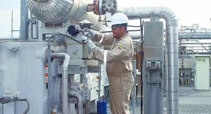 Experto recomienda al gobierno ser muy flexible ante petroleras