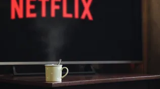 Series y películas para ver desde casa en este fin de semana aislado