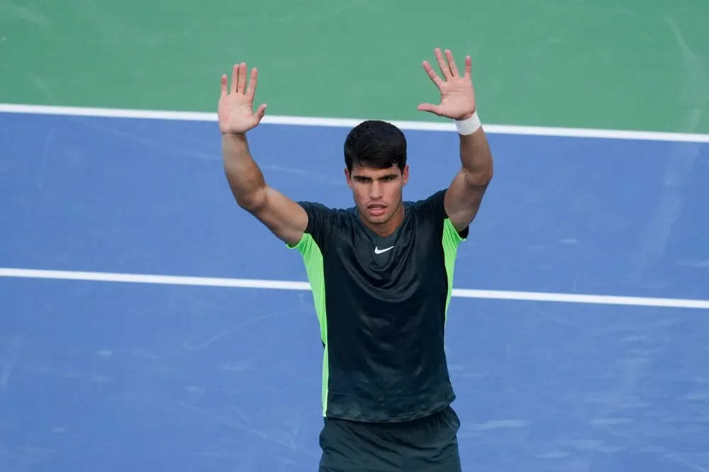 Un día más en la oficina para Carlos Alcaraz.