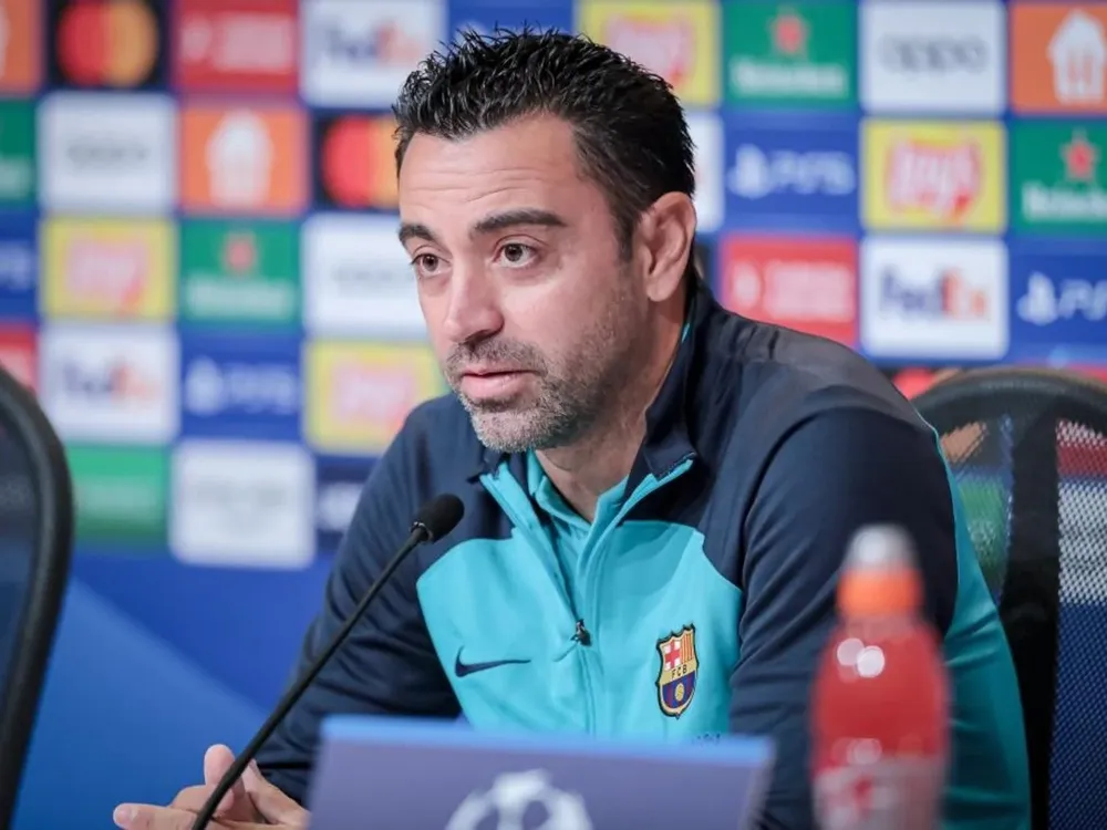 Xavi en rueda de prensa.