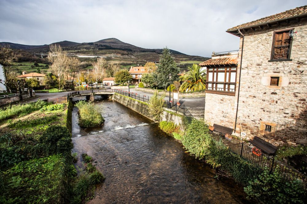 Bárcena Pie de Concha, el pueblo de Cantabria que ofrece vivienda y empleo.&nbsp;
