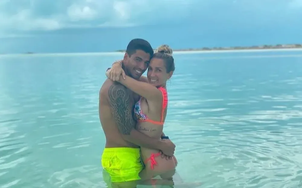 Luis Suárez y su esposa Sofía Balbi