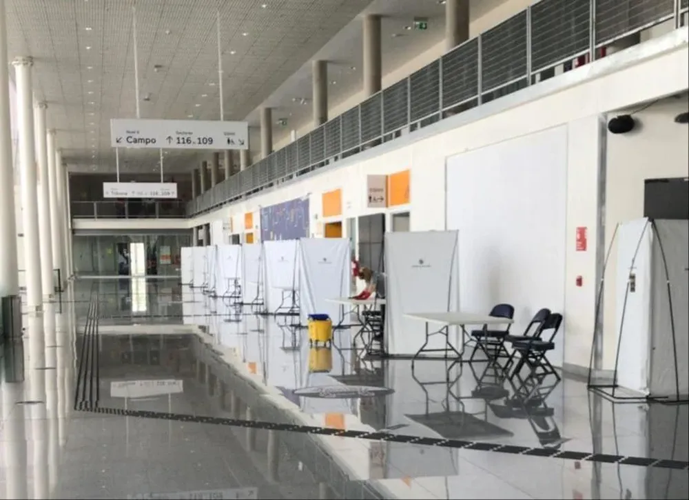 Así están quedando las mesas para las elecciones de Peñarol en el Antel Arena