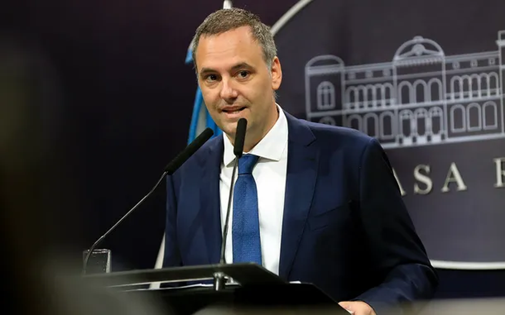 manuel-adorni-paro-cgtjpg