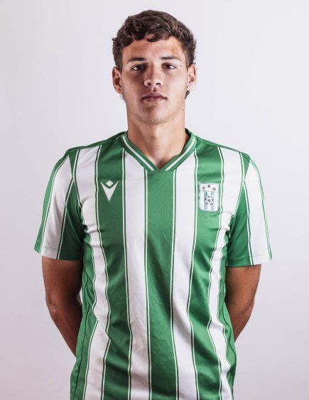 Tiago Burgos, juvenil de Racing que fue hospitalizado tras el accidente de ómnibus de Núñez en la Ruta 8