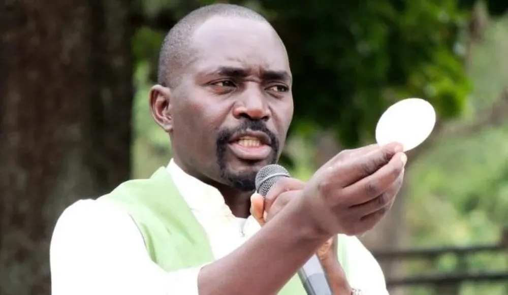 El padre Josiah Asa K’Okal había denunciado tráfico de indígenas en la región.