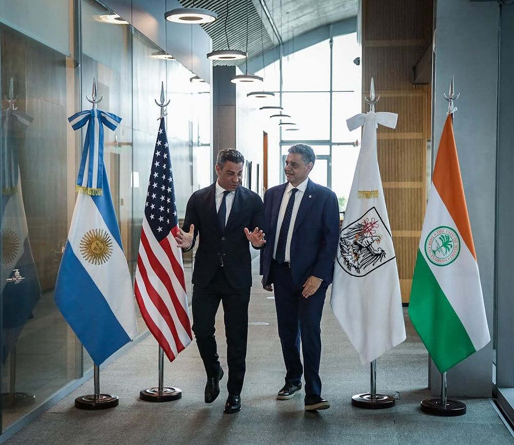 El Jefe de Gobierno porteño, Jorge Macri, recibió al Alcalde de Miami, Francis Suárez, y firmaron un acuerdo de cooperación entre ambas ciudades.