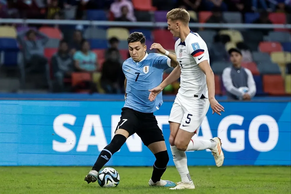 Anderson Duarte encara a Craig
