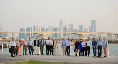 La delegación de Ceres en Port Zayed, a la salida del Museo de Louvre de Abu Dhabi. Misión comercial de empresarios con Ceres en Dubái