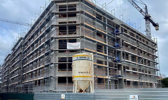 Se necesitan seis años de sueldo para poder comprar una vivienda en España