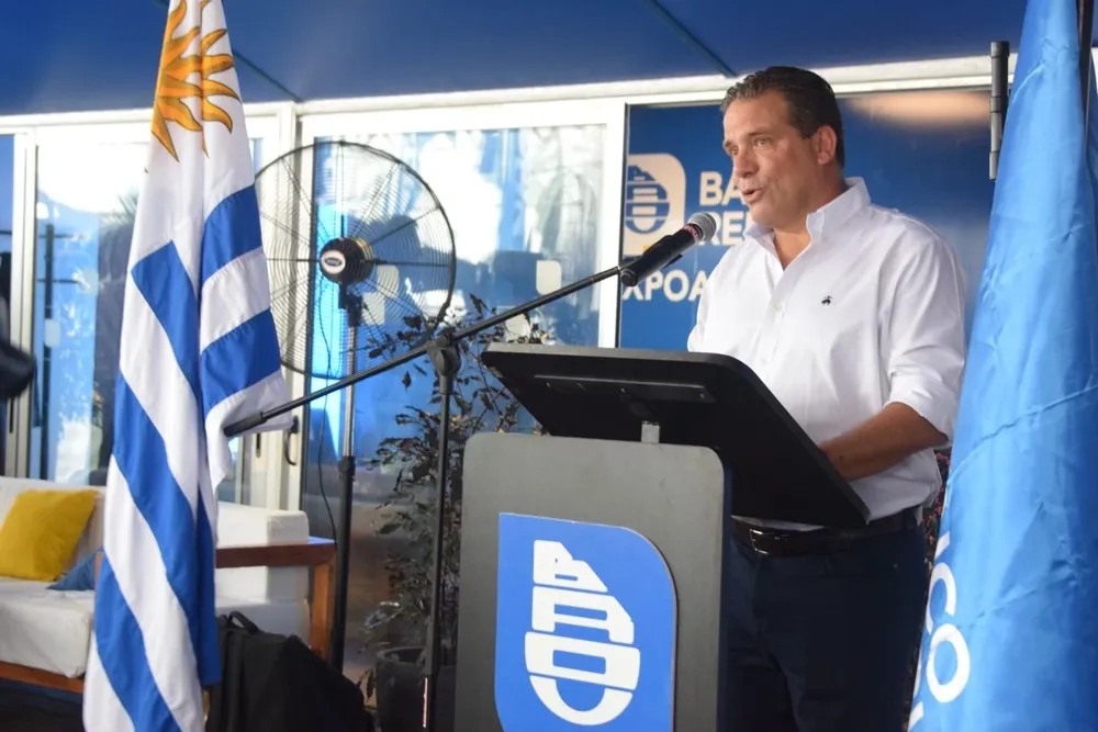 Salvador Ferrer, en el acto inaugural del stand del BROU en la Expoactiva Nacional.