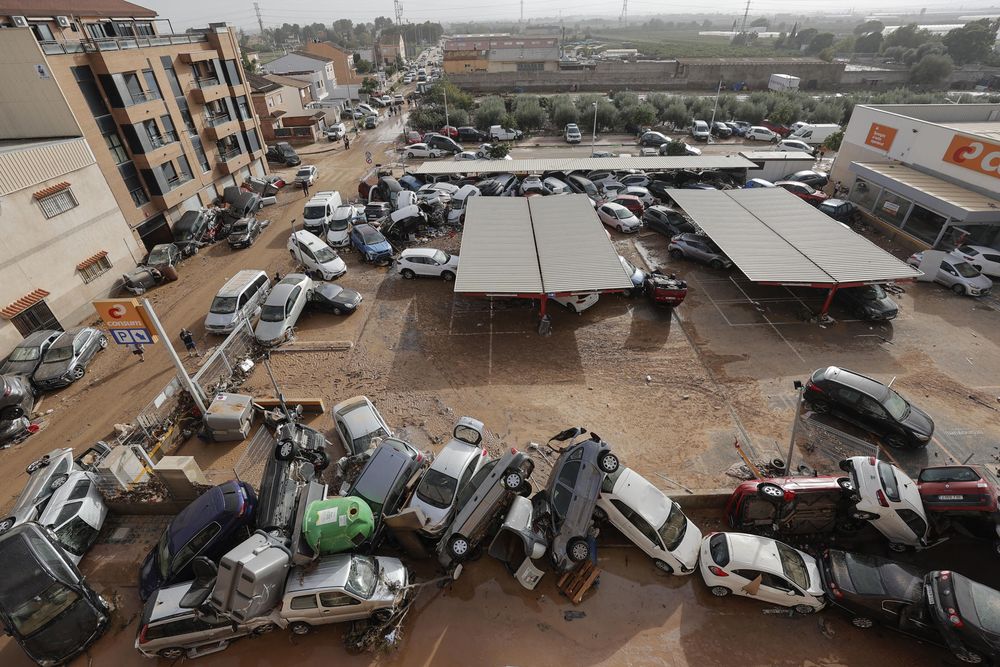 Una zona inundada de Paiporta, municipio de Valencia. EFE