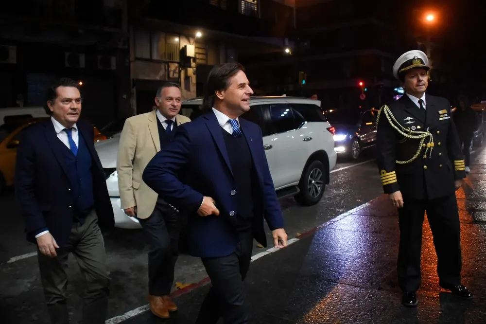 Cifra consultó a 806 personas en todo el país