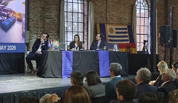 Evento sobre la hidrovía&nbsp;