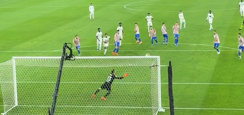 El espectacular gol de de Federico Valverde visto desde atrás del arco