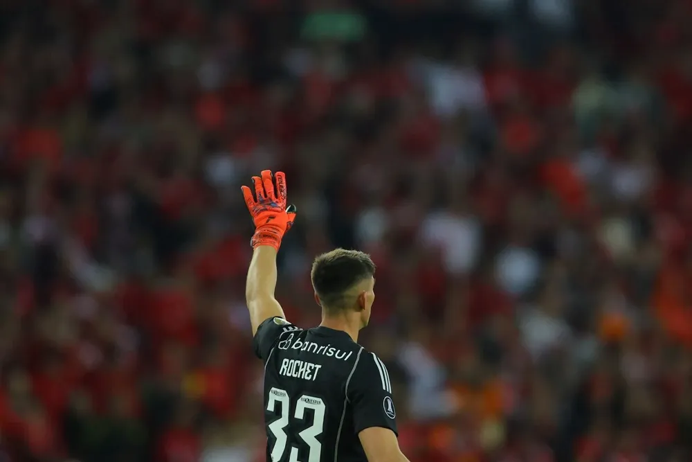 El público rendido ante la imponencia de Rochet