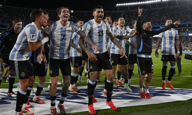 El festejo de Argentina tras golear a Brasil