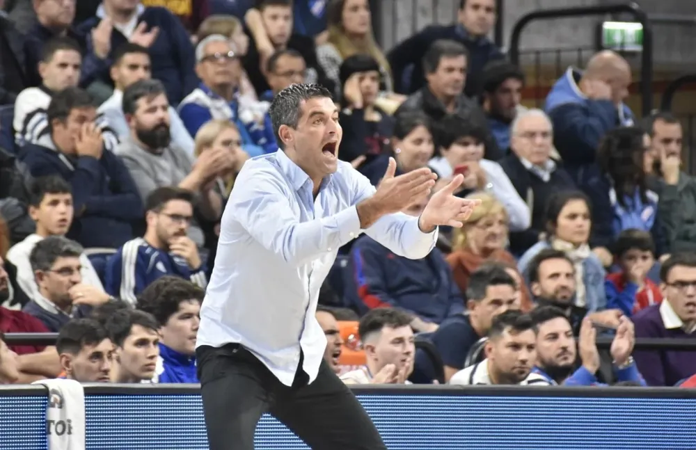 Gonzalo Fernández, DT de Defensor Sporting