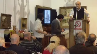 Héctor Bavastro rematando uno de los lotes