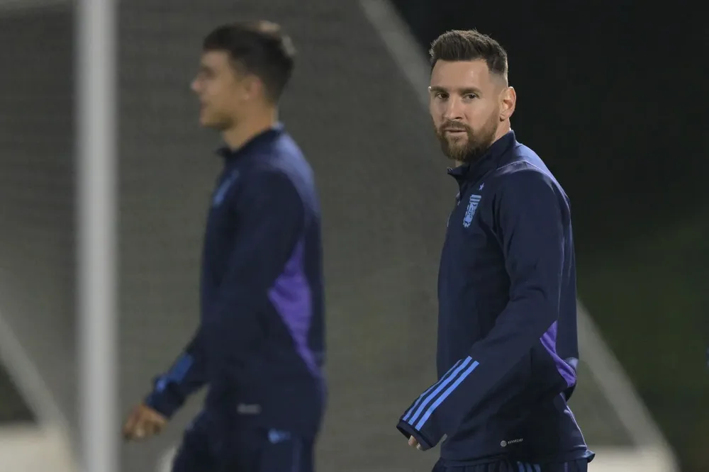 Lionel Messi en la práctica de Argentina antes de enfrentar a Croacia