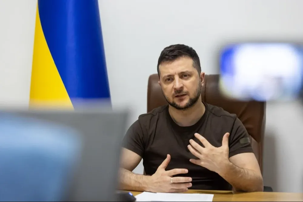 Zelensky acusó a Rusia de cometer actos tendientes a destruir la identidad nacional y oprimir a los ucranianos, violando sus derechos y libertades.