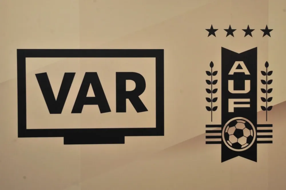 El VAR en el fútbol uruguayo