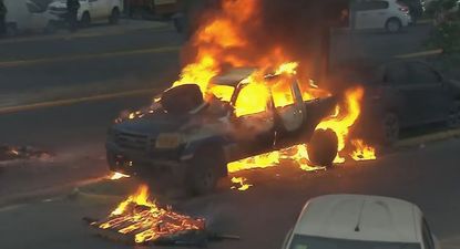 Compañeros del delivery asesinado quemaron un patrullero.