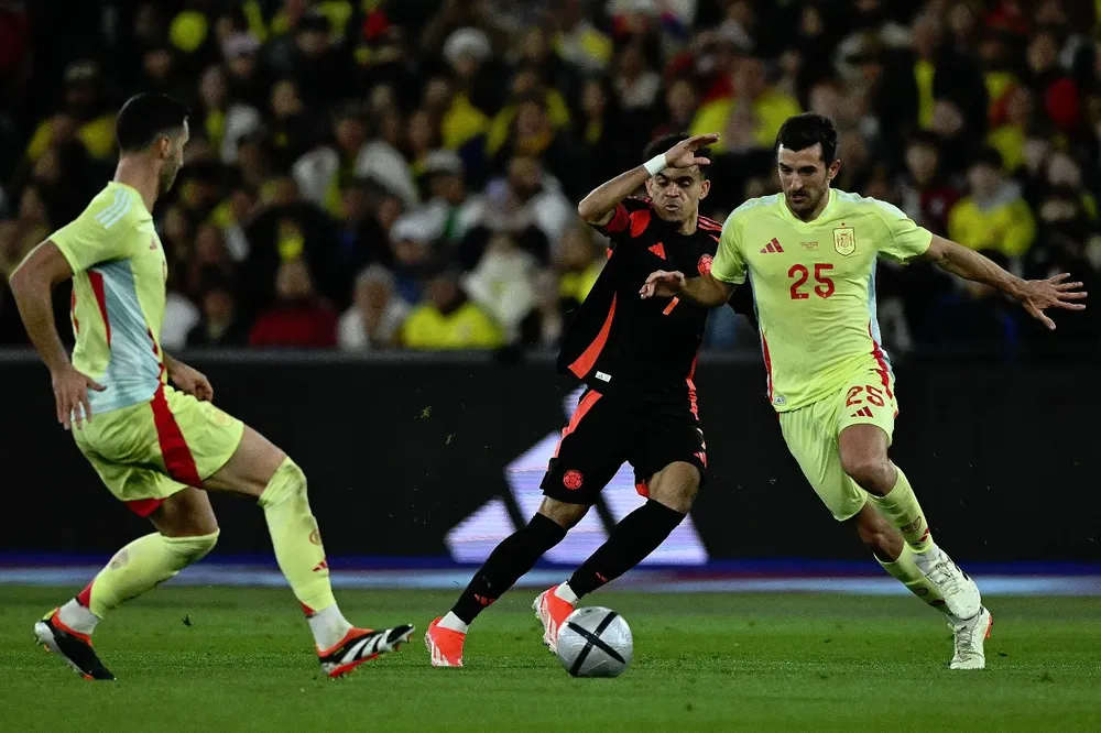 Luis Díaz fue figura ante España