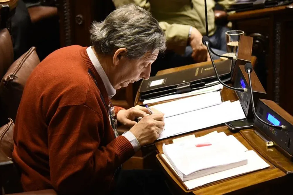 El diputado Eduardo Rubio no está convencido de votar el nuevo impuesto