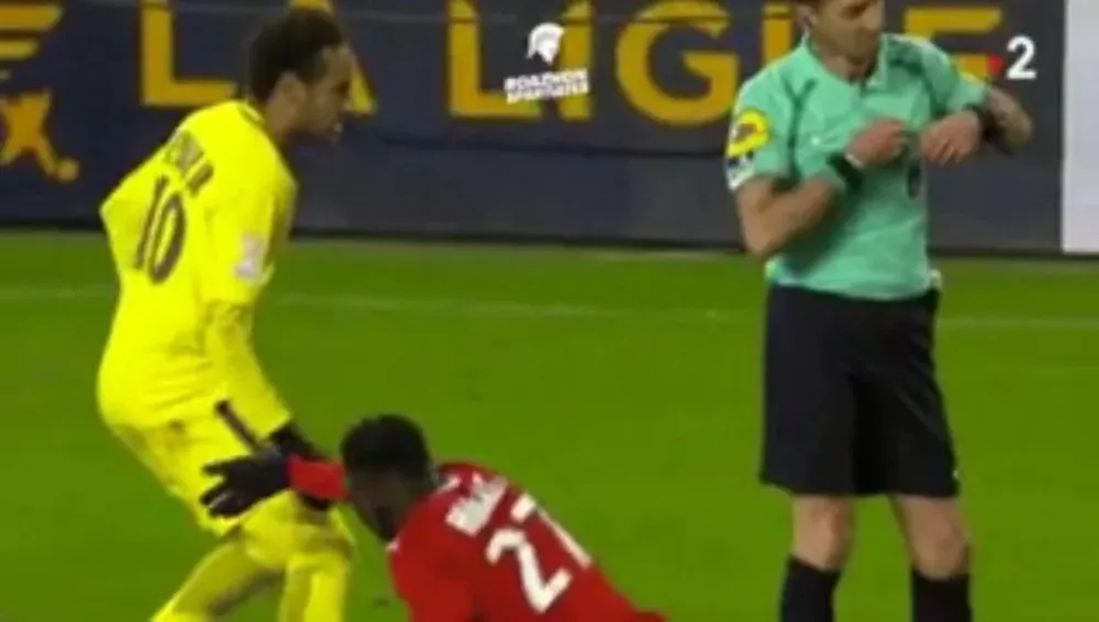 El gesto de Neymar que causó polémica