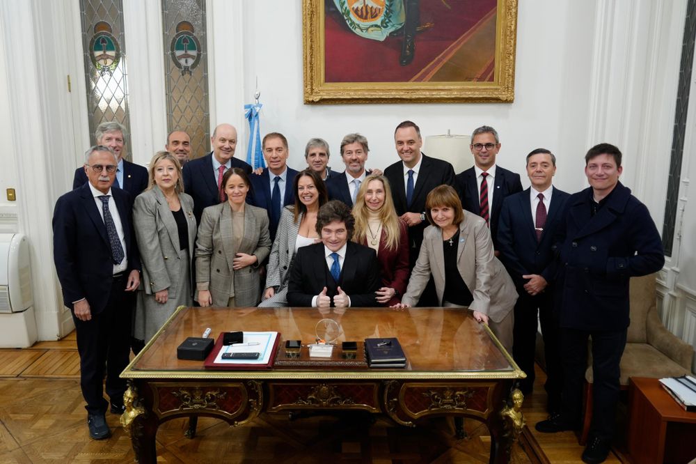 El Gobierno no se banca las críticas ni las investigaciones.