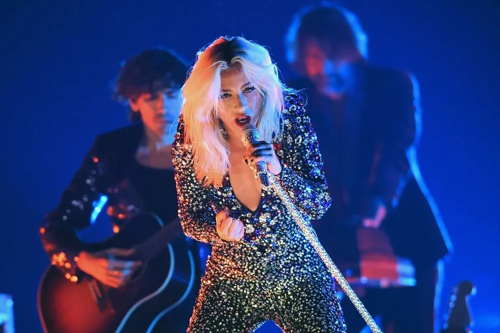 Lady Gaga fue una de las artistas que cantó en la gala de la edición 61 de los premios Grammy