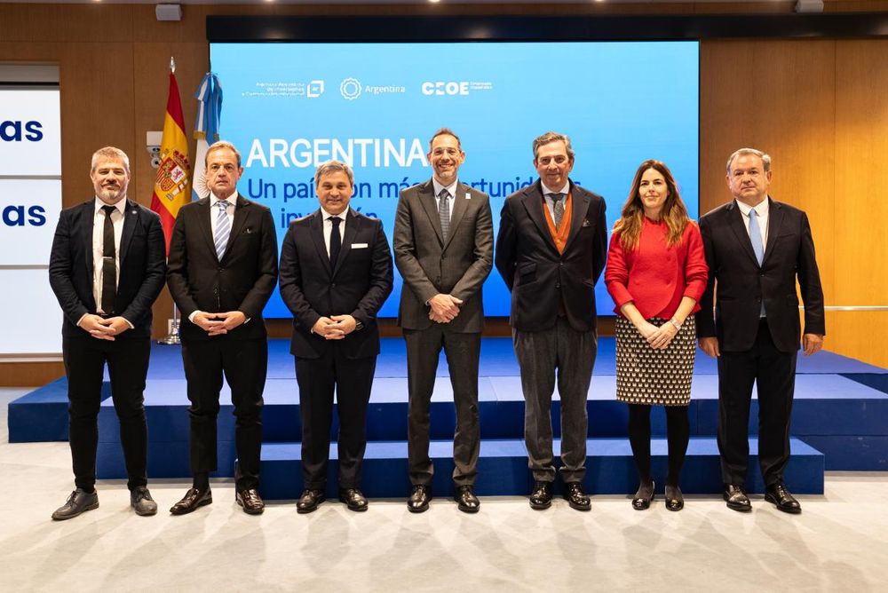 El presidente de la Agencia Argentina de Inversiones y Comercio Internacional, Diego G. Sugalesca con inversores españoles
