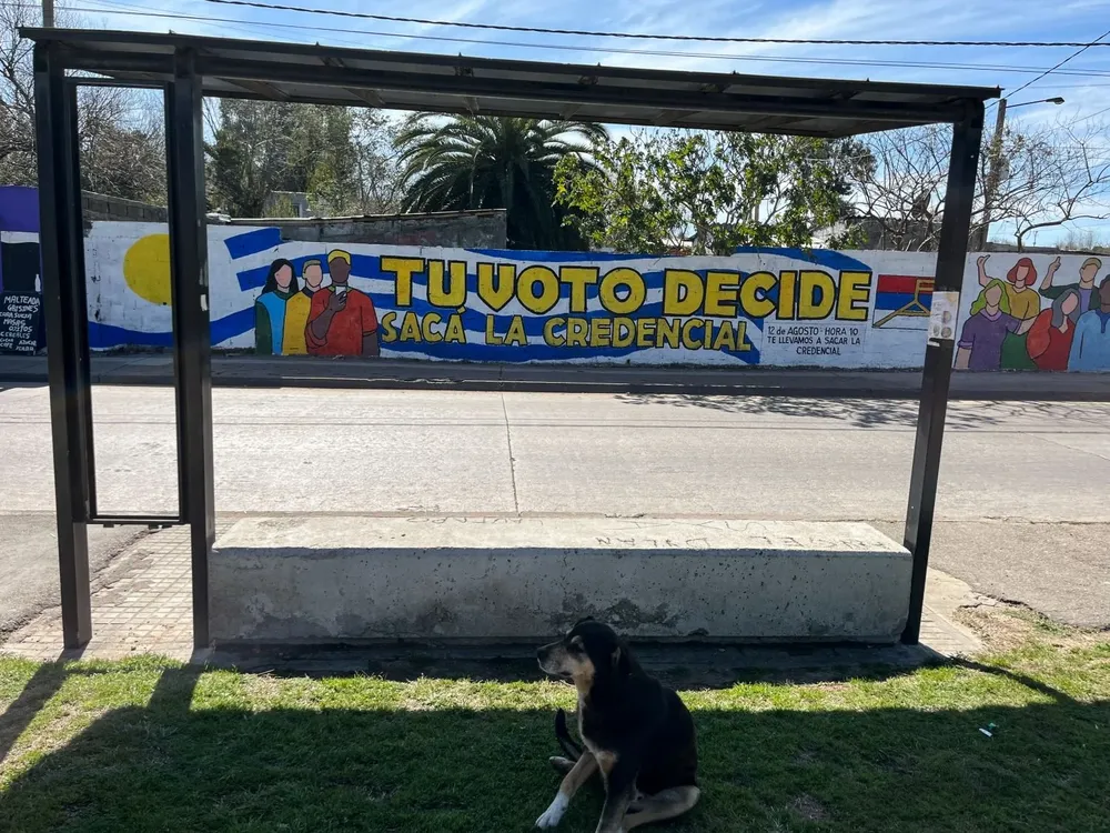 Archivo. Pintada del Frente Amplio en el barrio Marconi