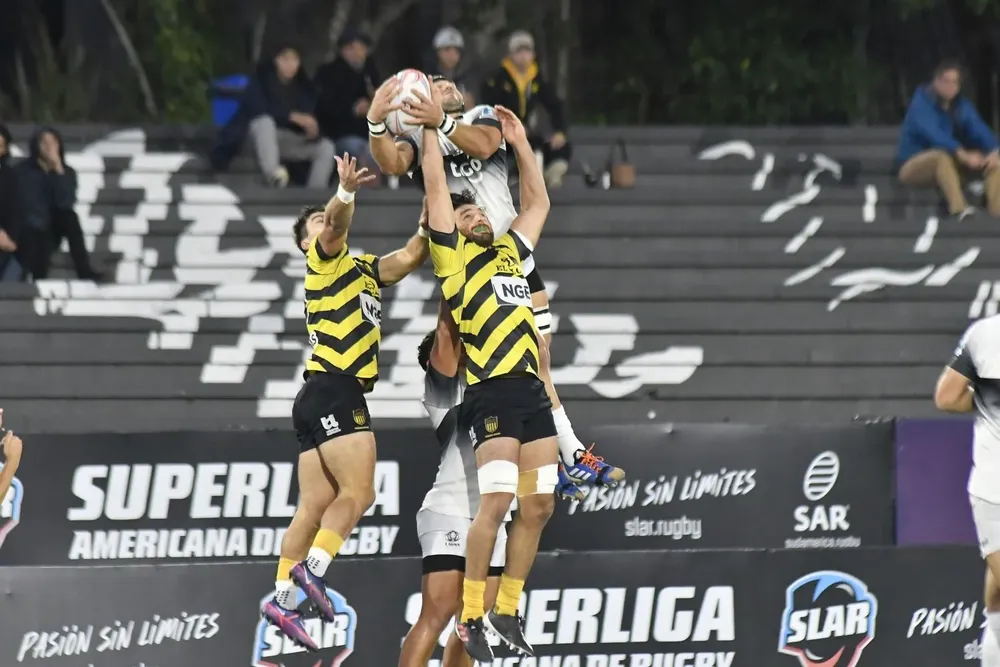 El juego aéreo fue parejo