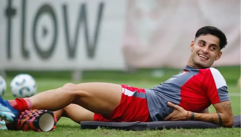 Altamirano volvió a Estudiantes tras descompensarse en el partido con Boca