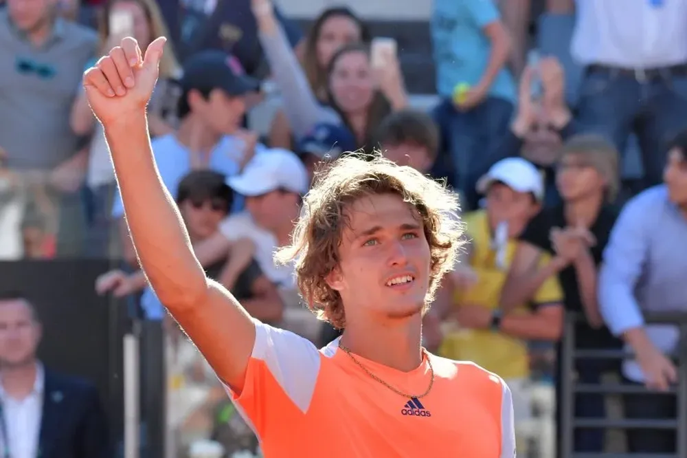 El festejo de Zverev tras vencer a Djokovic en la final