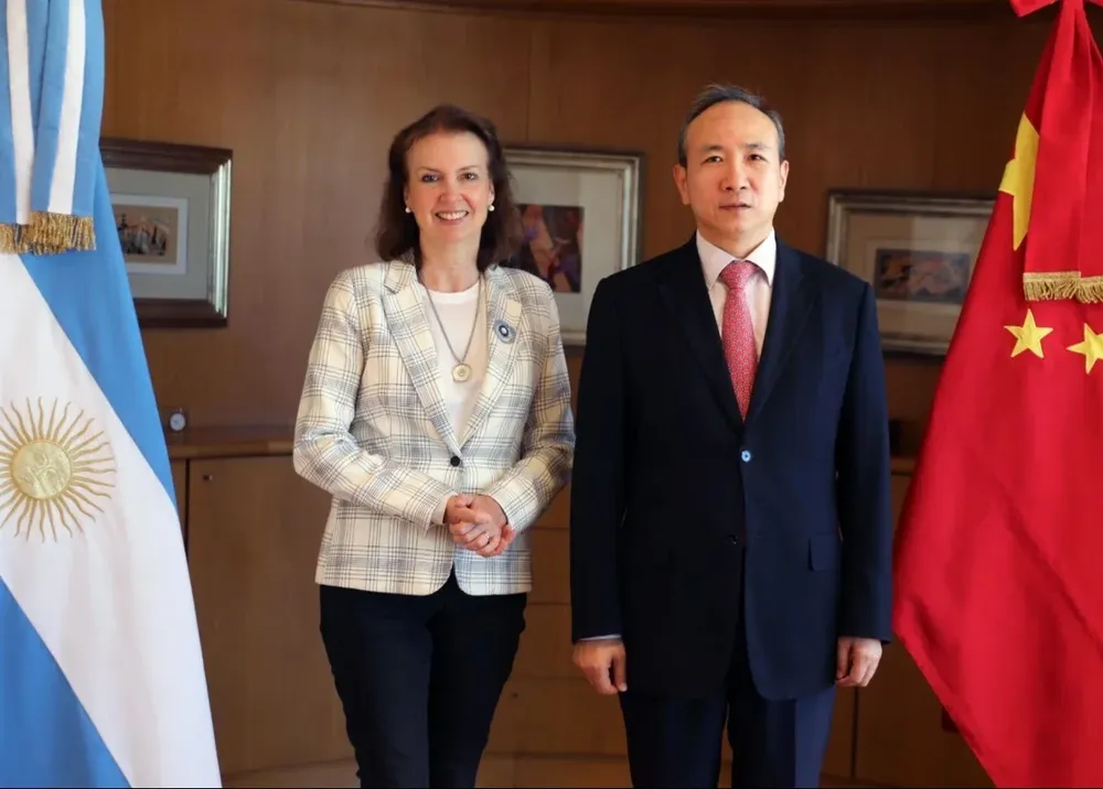 Diana Mondino, con agenda en China