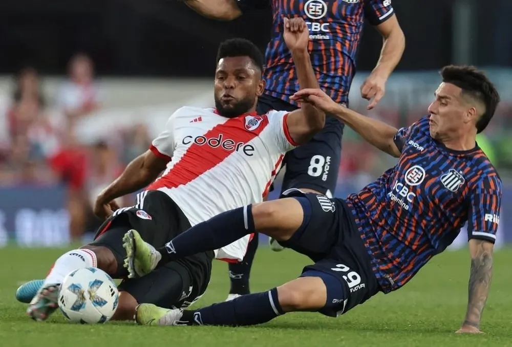 River Plate derrotó 1-0 a Talleres y escaló a la cima de la Zona A de la Copa de la Liga