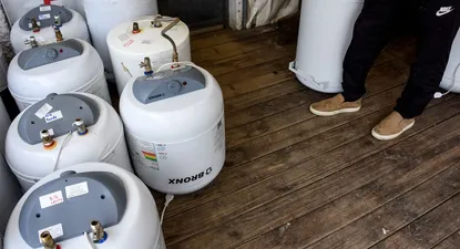 Directora del FA pidió que UTE colaborara con la compra de calefones