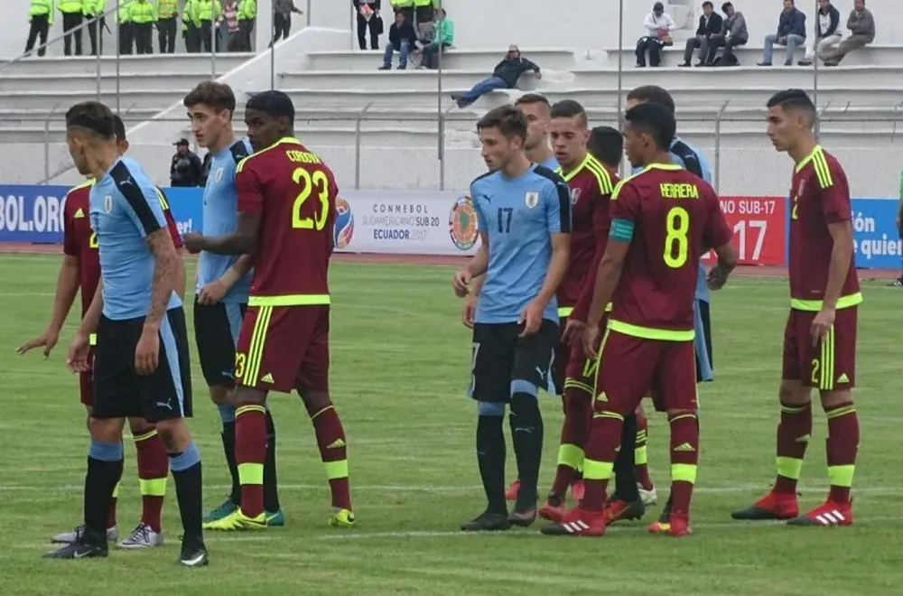 Uruguay-Venezuela en el Sudamericano