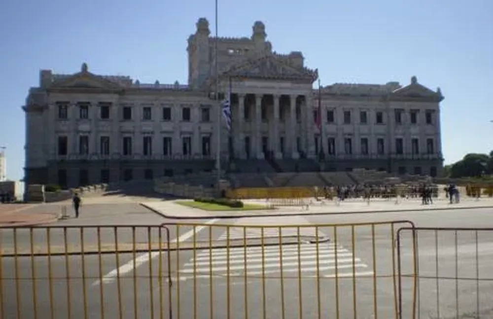 Inmediaciones del Palacio Legislativo, zona de exclusión