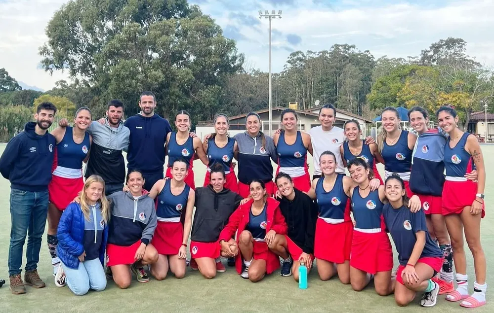 Old Ivy se metió con suspenso