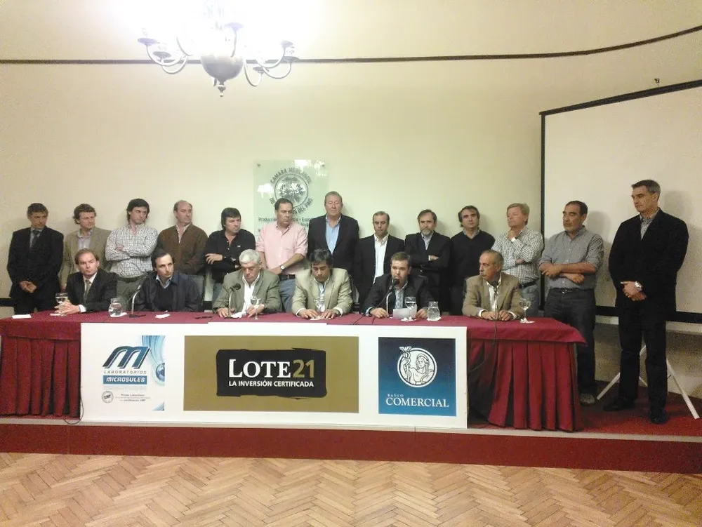 La conferencia donde se presentó el remate
