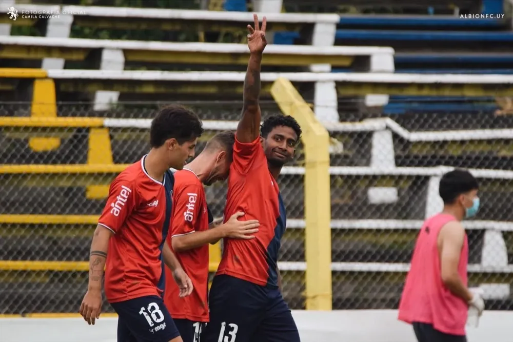 Taján festejando en el Nasazzi